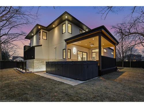 427 Pine Cove Road, Burlington, ON - Outdoor