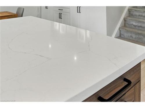 374 Magnolia Drive, Hamilton, ON - Indoor