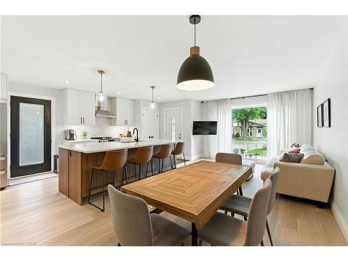 374 Magnolia Drive, Hamilton, ON - Indoor Photo Showing Other Room