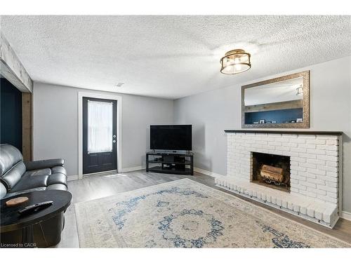 374 Magnolia Drive, Hamilton, ON - Indoor Photo Showing Living Room With Fireplace