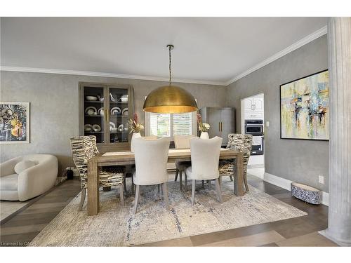 27 Woodmans Court, Kitchener, ON - Indoor Photo Showing Dining Room