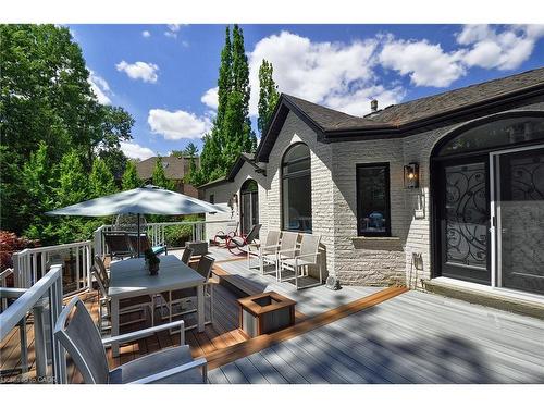 27 Woodmans Court, Kitchener, ON - Outdoor With Deck Patio Veranda