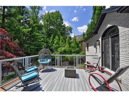27 Woodmans Court, Kitchener, ON - Outdoor With Deck Patio Veranda With Exterior