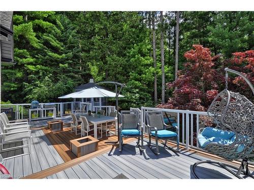 27 Woodmans Court, Kitchener, ON - Outdoor With Deck Patio Veranda With Exterior