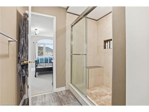 80 Foxborough Drive, Ancaster, ON - Indoor Photo Showing Bathroom