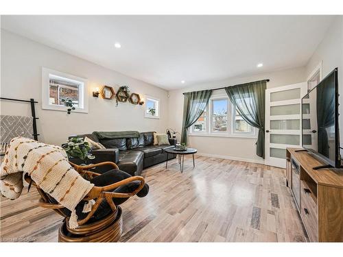 131 Mill Street, Kitchener, ON - Indoor Photo Showing Other Room