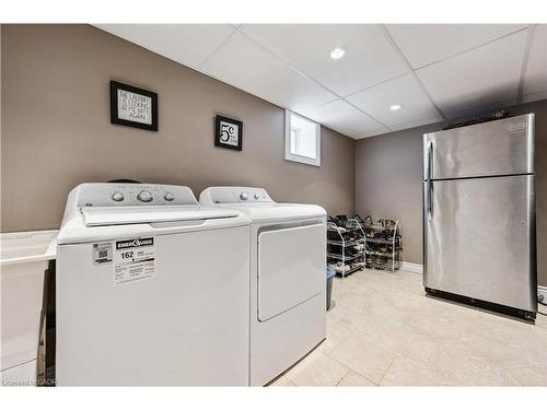 131 Mill Street, Kitchener, ON - Indoor Photo Showing Laundry Room