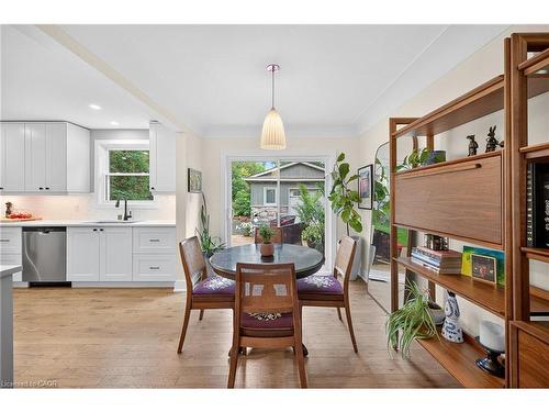 233 Townsend Avenue, Burlington, ON - Indoor