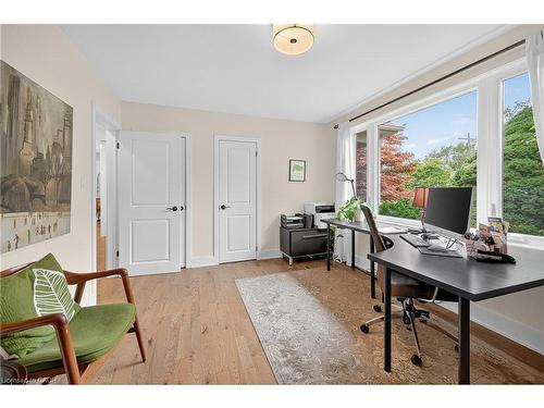 233 Townsend Avenue, Burlington, ON - Indoor Photo Showing Office