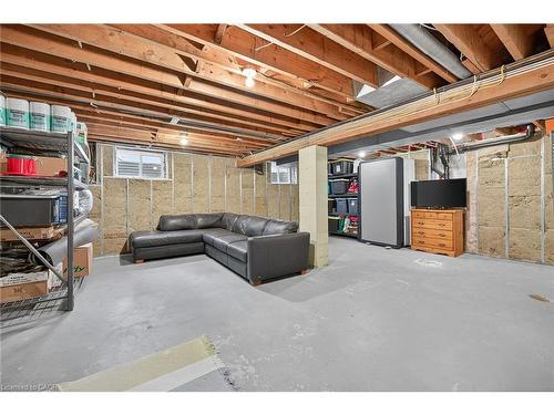 233 Townsend Avenue, Burlington, ON - Indoor Photo Showing Basement
