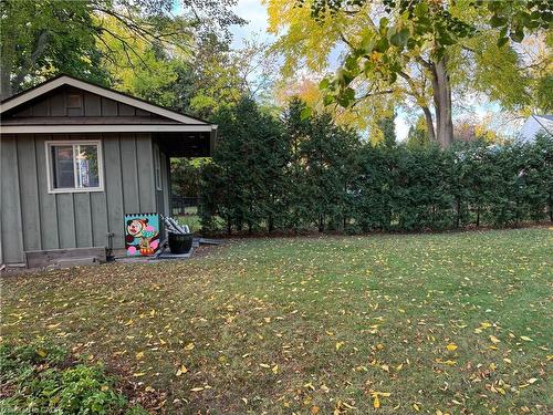 233 Townsend Avenue, Burlington, ON - Outdoor