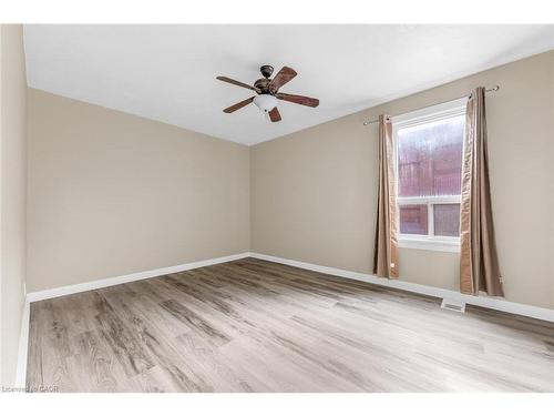 73 Shaw Street, Hamilton, ON - Indoor Photo Showing Other Room