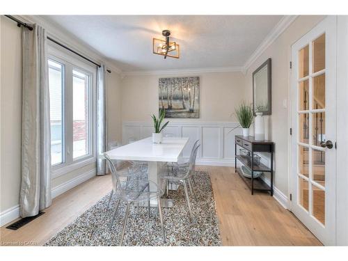 50 Old Forest Crescent, Kitchener, ON - Indoor Photo Showing Dining Room