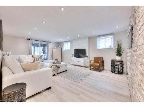 50 Old Forest Crescent, Kitchener, ON - Indoor