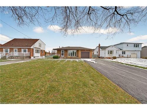 90 Pottruff Road N, Hamilton, ON - Outdoor With Deck Patio Veranda With Facade