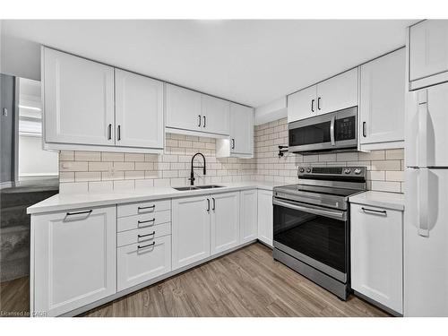 90 Pottruff Road N, Hamilton, ON - Indoor Photo Showing Kitchen With Double Sink