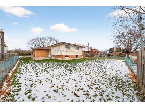 90 Pottruff Road N, Hamilton, ON - Outdoor