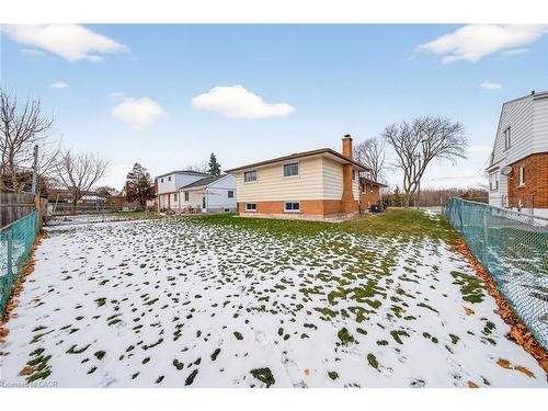 90 Pottruff Road N, Hamilton, ON - Outdoor