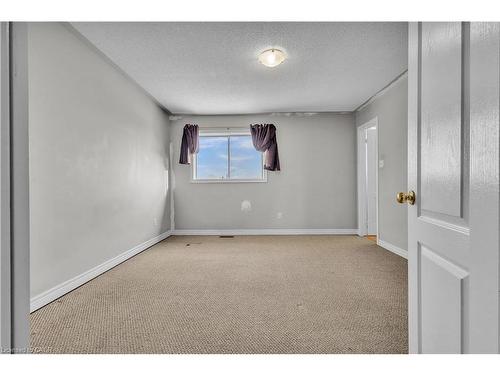 23 Stonecairn Drive, Cambridge, ON - Indoor Photo Showing Other Room