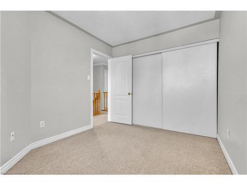 23 Stonecairn Drive, Cambridge, ON - Indoor Photo Showing Other Room
