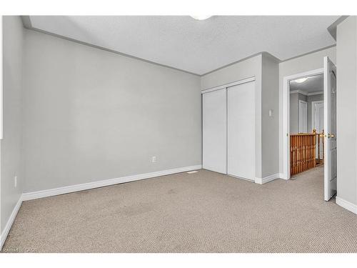 23 Stonecairn Drive, Cambridge, ON - Indoor Photo Showing Other Room