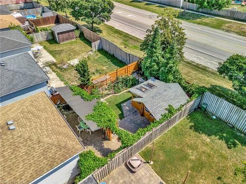 39 Marilyn Court, Hamilton, ON - Outdoor