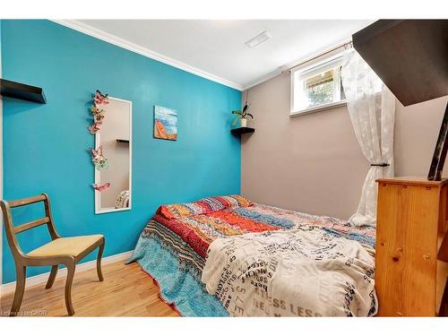 39 Marilyn Court, Hamilton, ON - Indoor Photo Showing Bedroom