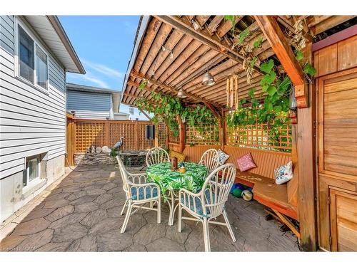 39 Marilyn Court, Hamilton, ON - Outdoor With Deck Patio Veranda With Exterior