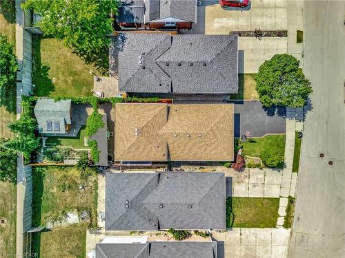 39 Marilyn Court, Hamilton, ON - Outdoor