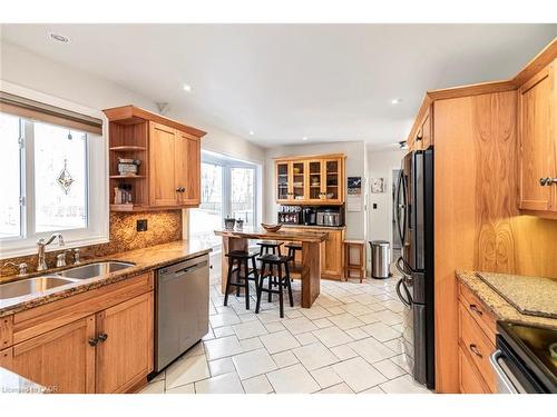 7087 Rainham Road, Dunnville, ON - Indoor Photo Showing Kitchen With Double Sink