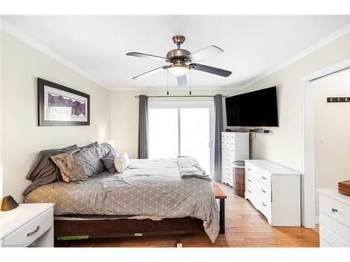 7087 Rainham Road, Dunnville, ON - Indoor Photo Showing Bedroom
