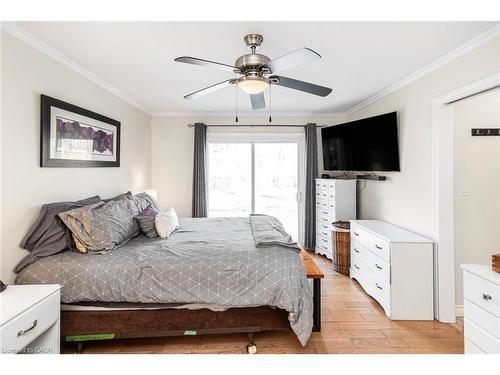 7087 Rainham Road, Dunnville, ON - Indoor Photo Showing Bedroom