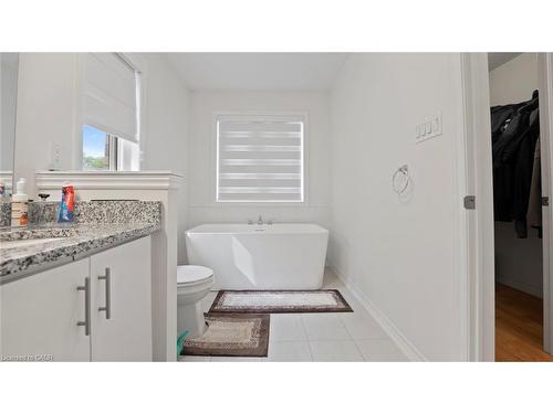 102 Strickland Avenue, Brantford, ON - Indoor Photo Showing Bathroom