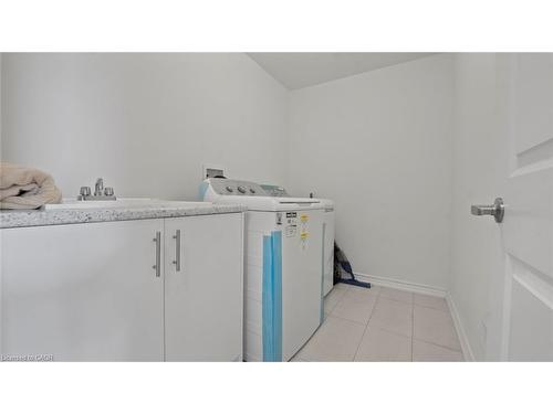 102 Strickland Avenue, Brantford, ON - Indoor Photo Showing Laundry Room
