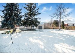 100 Green Mountain Road E Stoney Creek, ON L8J 2W4