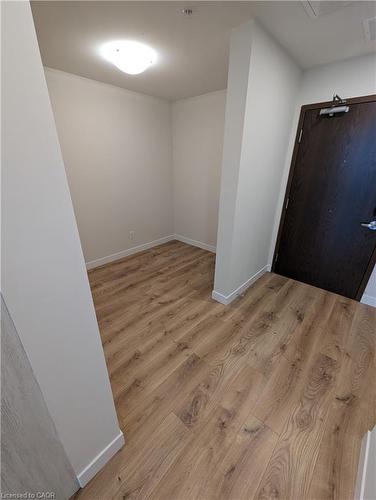 1606-60 Frederick Street, Kitchener, ON - Indoor Photo Showing Other Room
