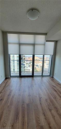 1606-60 Frederick Street, Kitchener, ON - Indoor Photo Showing Other Room