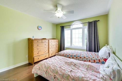 5191 Blue Spruce Avenue, Burlington, ON - Indoor Photo Showing Bedroom