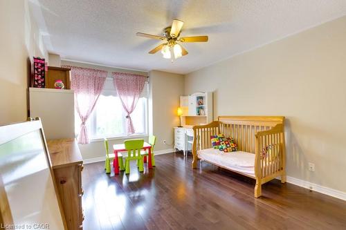 5191 Blue Spruce Avenue, Burlington, ON - Indoor Photo Showing Bedroom