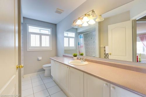 5191 Blue Spruce Avenue, Burlington, ON - Indoor Photo Showing Bathroom