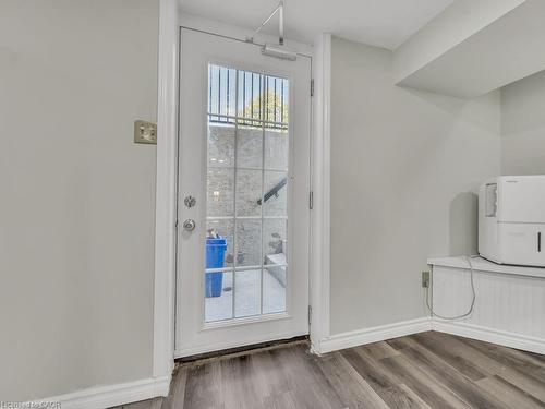 860 Vine Street, Cambridge, ON - Indoor