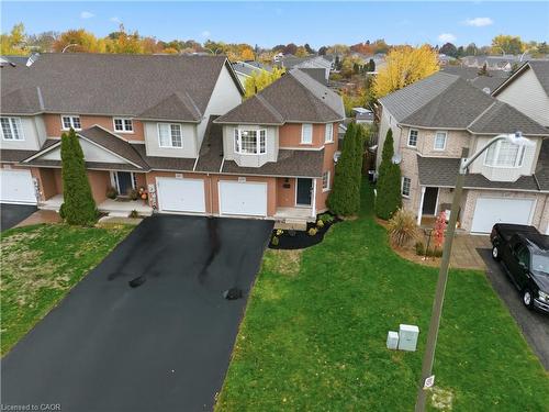 4399 Christopher Court, Lincoln, ON - Outdoor With Facade