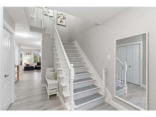 4399 Christopher Court, Lincoln, ON - Indoor Photo Showing Other Room