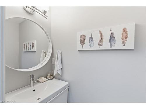 4399 Christopher Court, Lincoln, ON - Indoor Photo Showing Bathroom