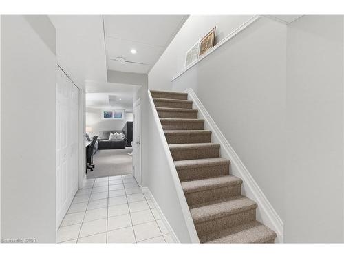 4399 Christopher Court, Lincoln, ON - Indoor Photo Showing Other Room