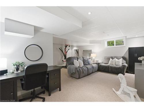 4399 Christopher Court, Lincoln, ON - Indoor Photo Showing Office