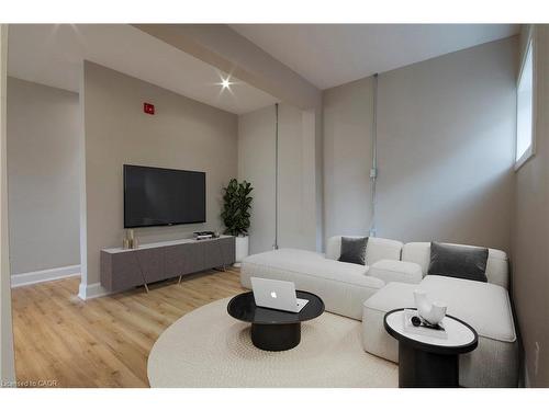 C6-540 King Street E, Hamilton, ON - Indoor