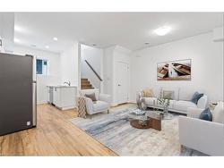 314-781 Clare Avenue  Welland, ON L3C 0K1