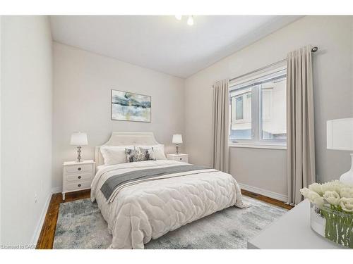 2428 Salcome Drive, Oakville, ON - Indoor Photo Showing Bedroom