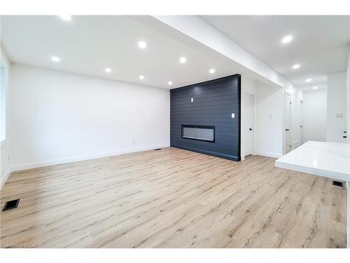 53 Winchester Boulevard, Hamilton, ON - Indoor